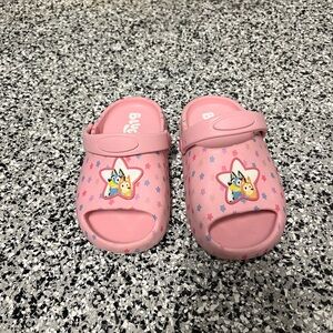 Bluey Pink Kids comfort  sandals with Star Design